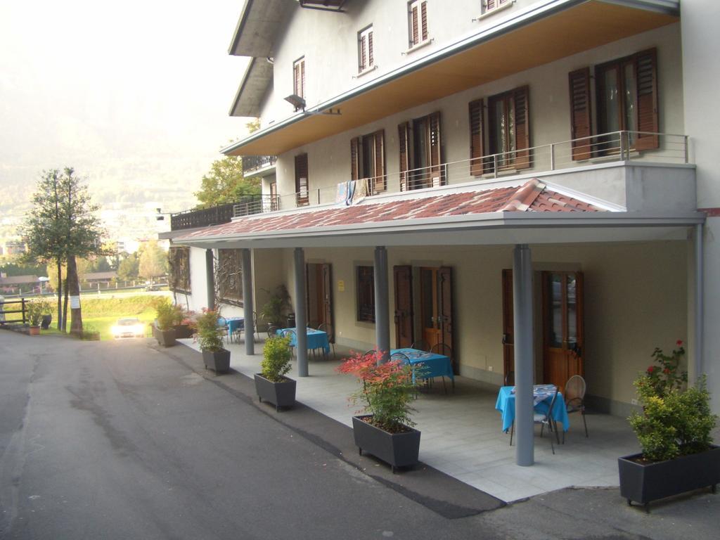 Albergo Il Castellino Darfo Boario Terme Exterior photo