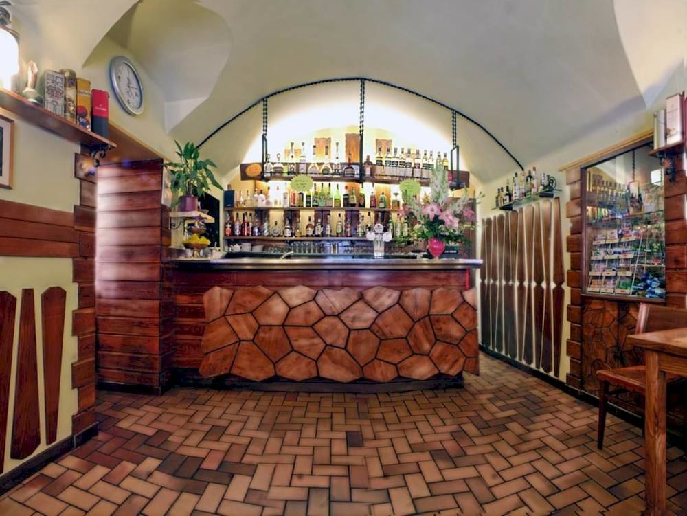 Albergo Il Castellino Darfo Boario Terme Exterior photo